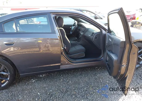 2022 Dodge Charger Sxt Rwd z USA, uszkodzony, nr VIN 2C3CDXBGXNH106659